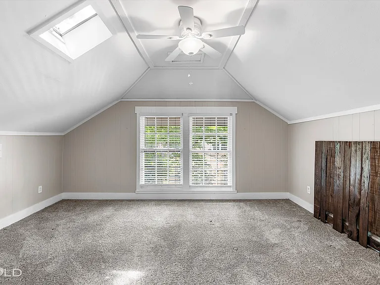 115 Ardmore Ave — Photo 32