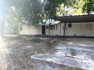 600 SE 2nd St, Cross Plains, TX 76443