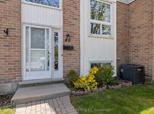 110 Deveron Cres #40, London, ON N5Z 4W7