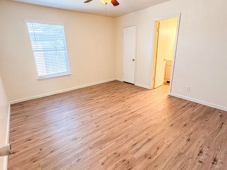 2508 Hidden Hill Dr — Photo 14
