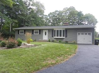 306 Lovell St, Mahopac, NY 10541