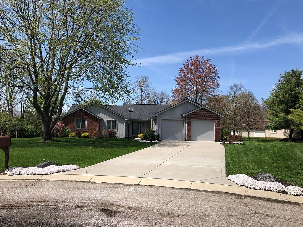 7990 Springwater Cir - Property Image