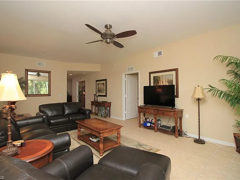 3425 Grand Cypress Dr #102 — Photo 9