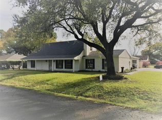 300 Martin Oaks Dr, Lafayette, LA 70501