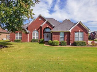 5 Jacob St, Jackson, TN 38305