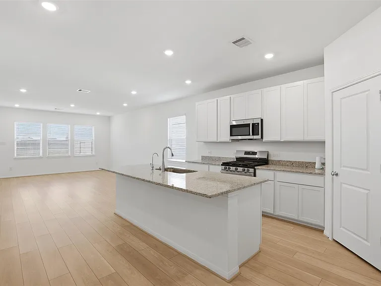 21835 Canyon Moon Ln — Photo 12