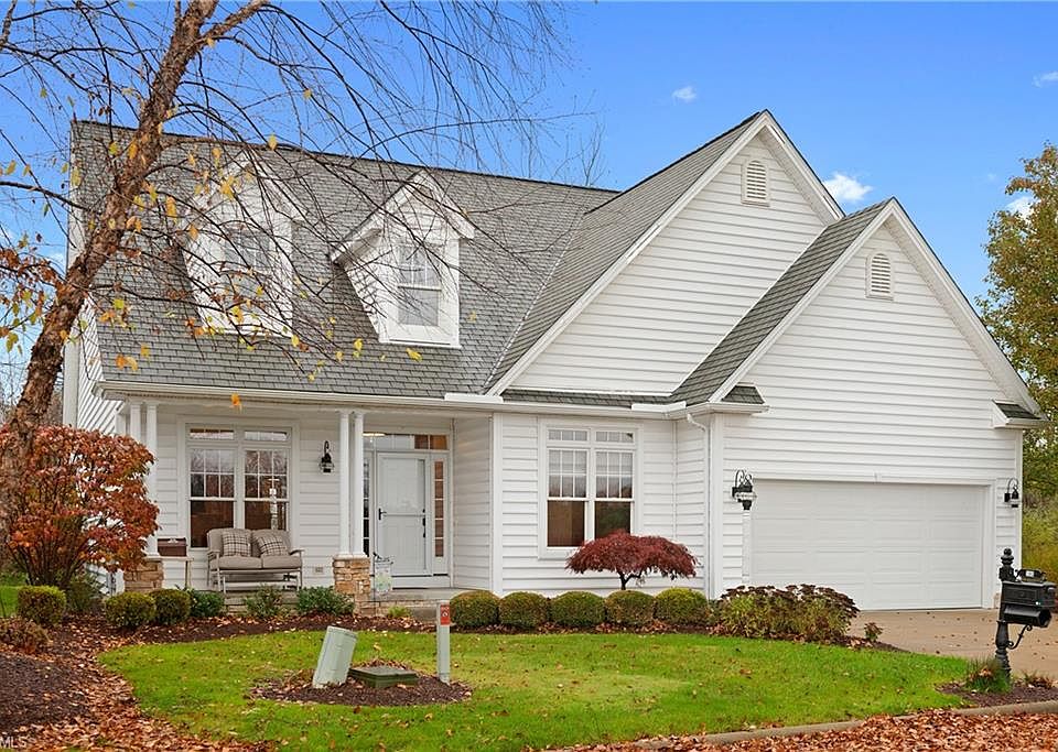 1st image of 180 Saybrook Dr #24