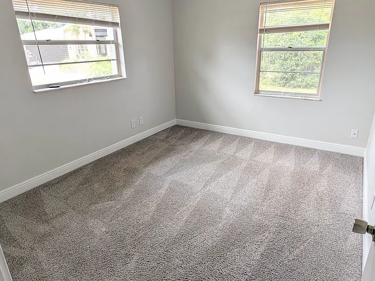 4502 S Cameron Ave — Photo 19