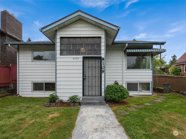 8109 18th Avenue SW, Seattle, WA 98106
