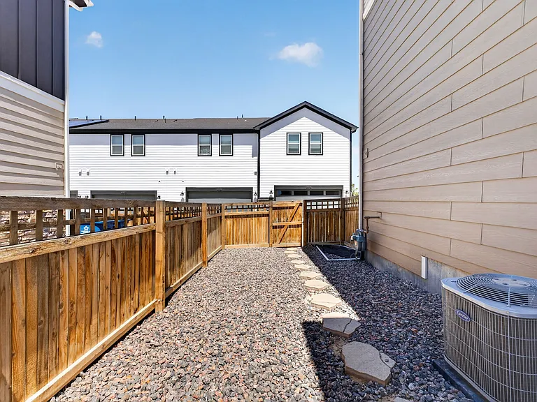 6361 N Malaya St — Photo 26