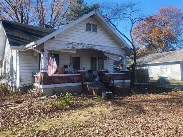 703 N Walker St, Montgomery City, MO 63361