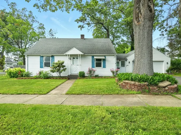 224 Cambria St, Springfield, MA 01118