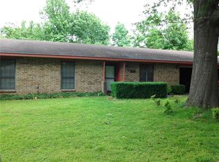 1609 W Gum St, Rogers, AR 72758