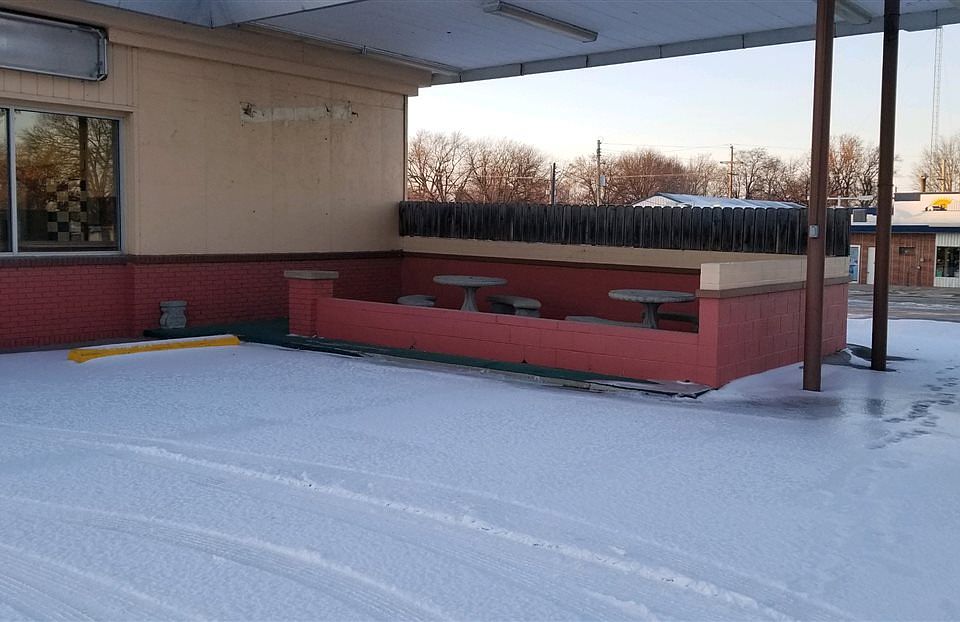2nd image of 1002 J St
