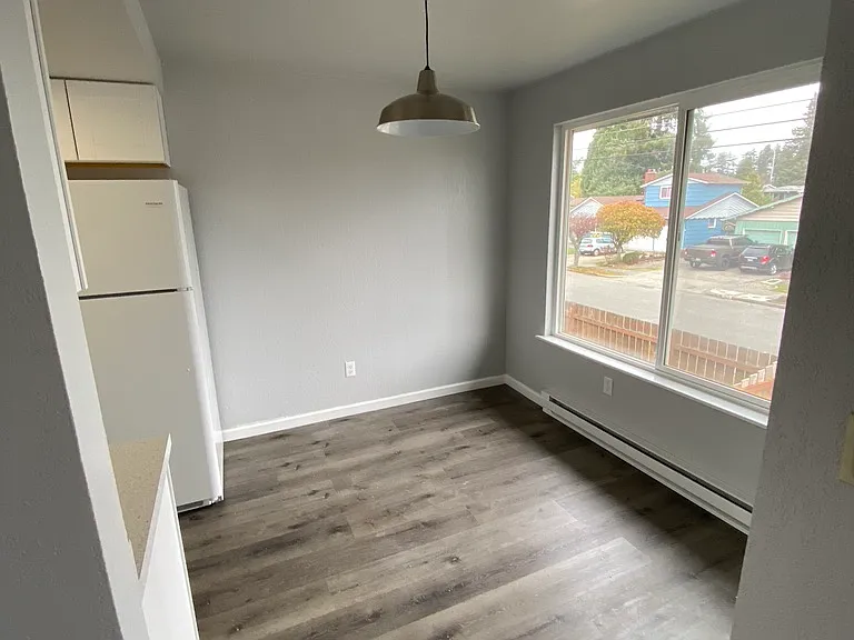 7324 S Wilkeson St #A — Photo 4