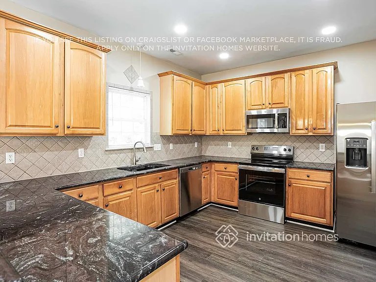 7311 Daerwood Pl — Photo 8