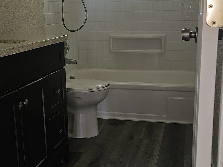 5702 37th Ct SE — Photo 5