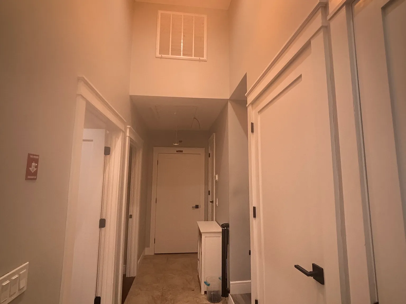 2 bed, 700 sqft, $2,800 — Photo 2