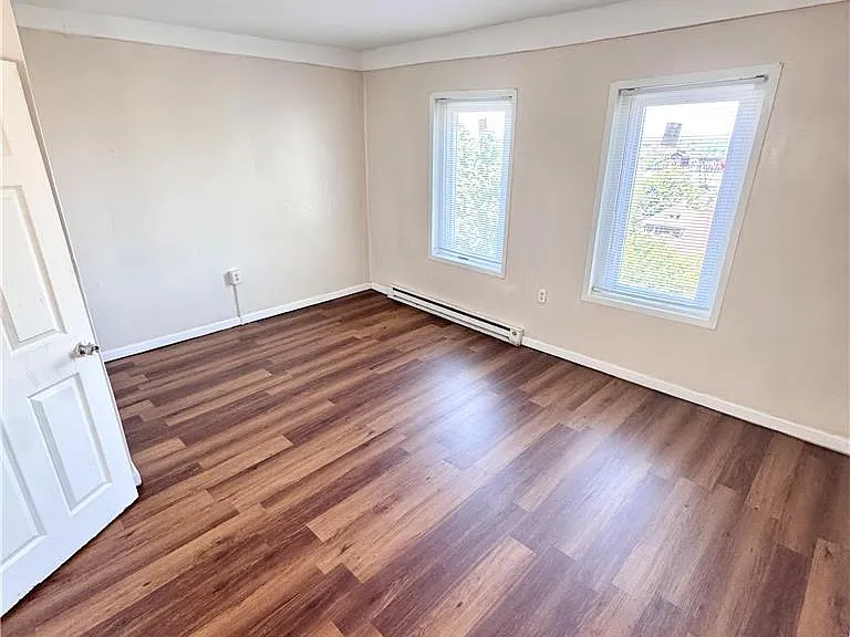 1348 E Floor 6 Ter #3RD FLOOR REAR — Photo 10