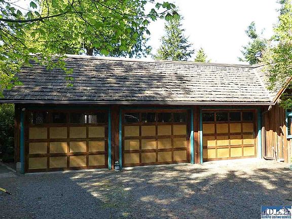 3 car garage