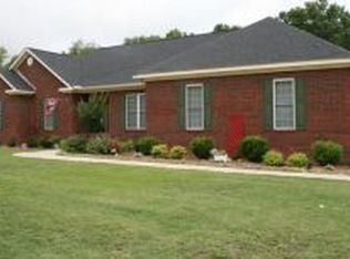 216 S Shady Oak Ln, Waynesboro, GA 30830
