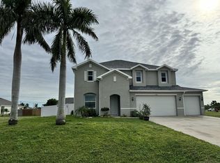 1722 NW 5th St, Cape Coral, FL 33993