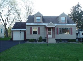 129 Edden Ln, North Syracuse, NY