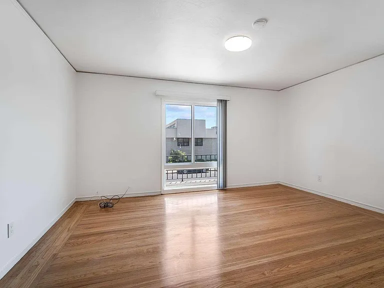 1305 Walnut St #1305 — Photo 36