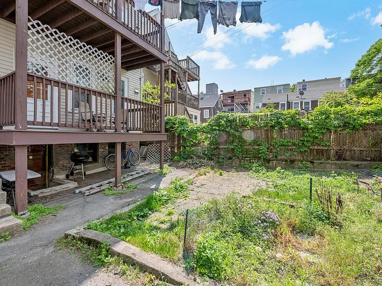356 Princeton St #2 — Photo 28