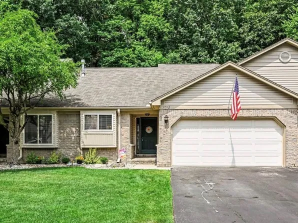 37552 Dianne Ln N #70, New Boston, MI 48164