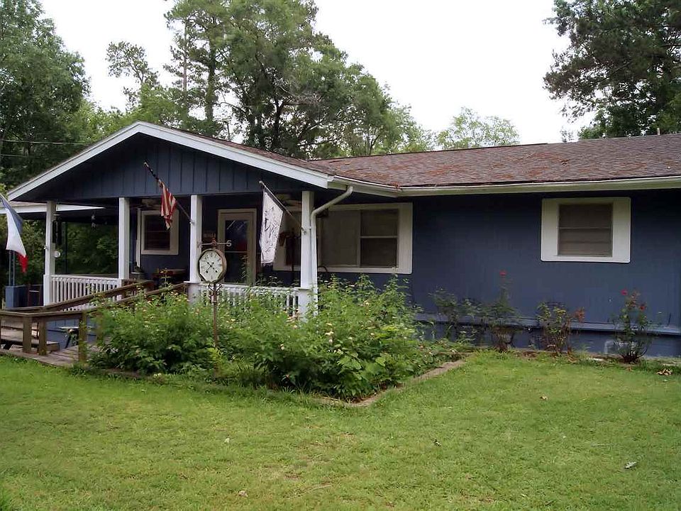 1st image of 127 Magnolia Dr