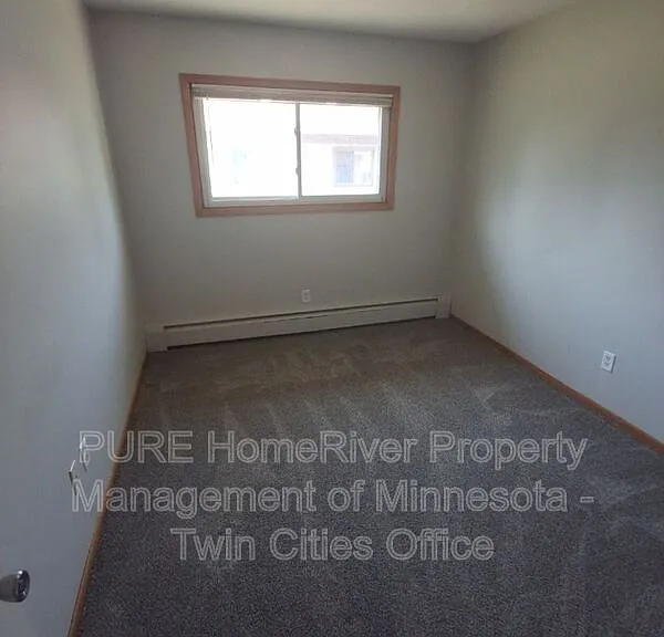 5848 2nd St NE #5 — Photo 12