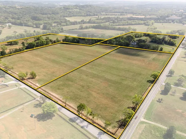 5718 Carters Creek Pike, Thompsons Station, TN 37179