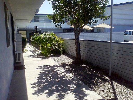 2nd image of 127 W Renette Ave APT L