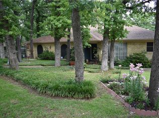 1901 Lanewood Dr, Fort Worth, TX 76112