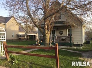 240 W Fulton St, Farmington, IL 61531