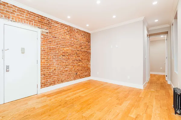 Rented by Nooklyn NYC LLC | media 30