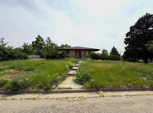 908 14th St, Brodhead, WI 53520