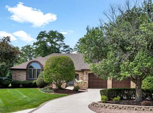 16800 Pineview Dr, Homer Glen, IL