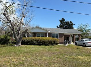712 Charlotte Ave, Carolina Beach, NC 28428