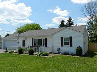 2422 Willowhurst Cir, New Castle, PA 16101