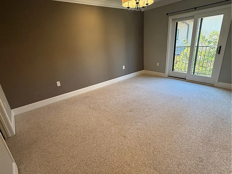 158 S Sierra Madre Blvd — Photo 11