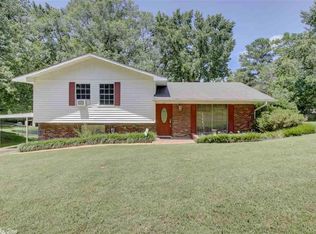 103 Suburban Dr, Hot Springs, AR 71901