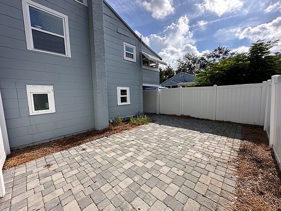 3rd image of 5408 27th Ave S
