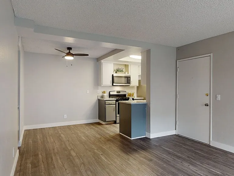Hillside Village Apartments — Photo 11