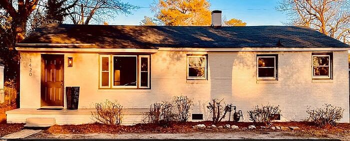 1st image of 1420 S Kilbourne Rd