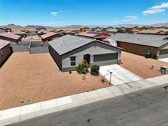 2nd image of 3633 E Angelina Drive