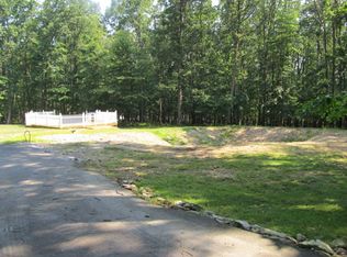 1222 Blossom Ter, Boiling Springs, PA 17007