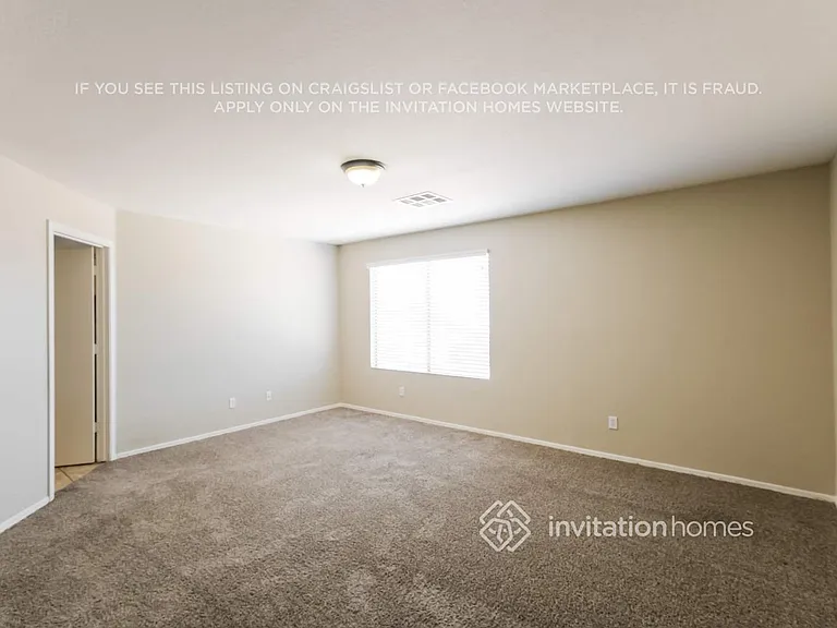 7914 W Claremont St — Photo 10