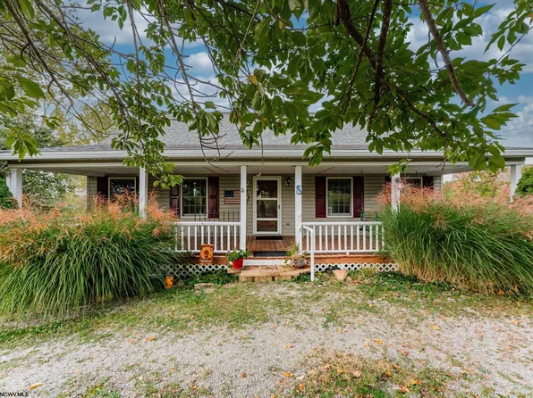 245 Apple Meadow Ln, Morgantown, WV 26508